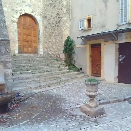 Apartment La Fontaine *