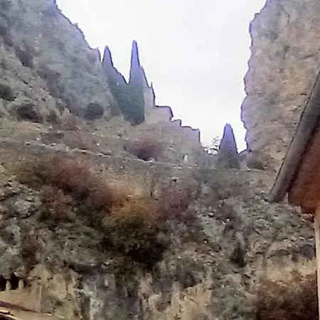 La Fontaine Apartment